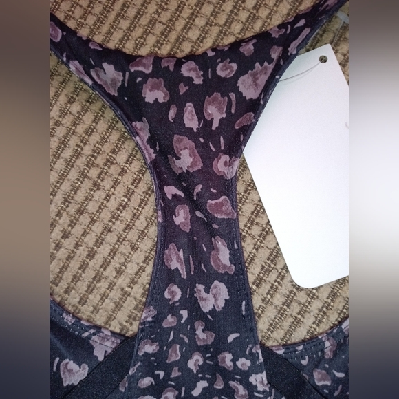 🆕Fabletics | Kessler Sports Bra II Medium Impact in Shadow Sauvage Size XL - Picture 9 of 9